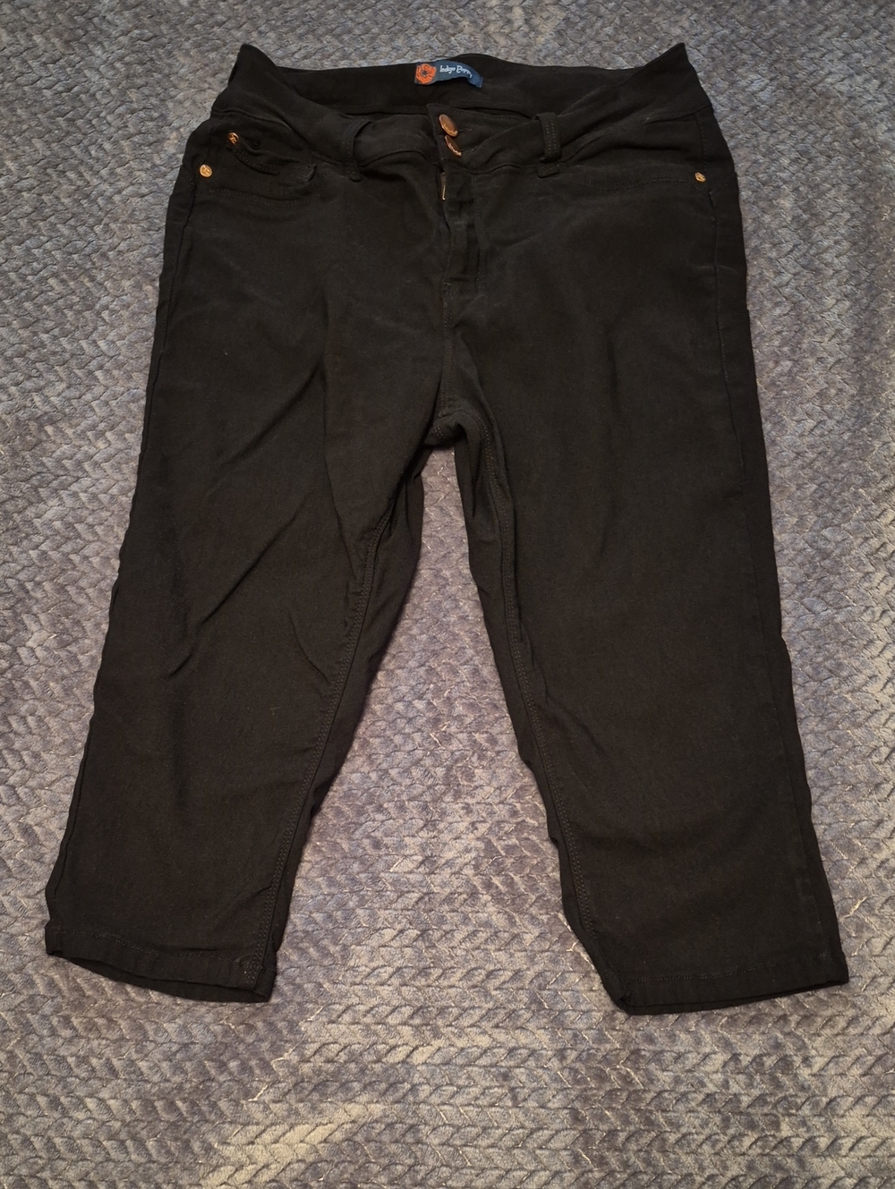 Black Capri Jeans